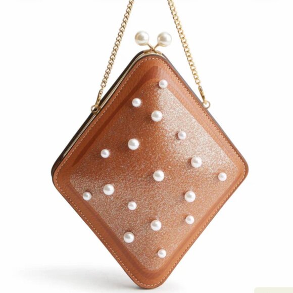 Meet your Posher, Erin - Picture 1 of 1